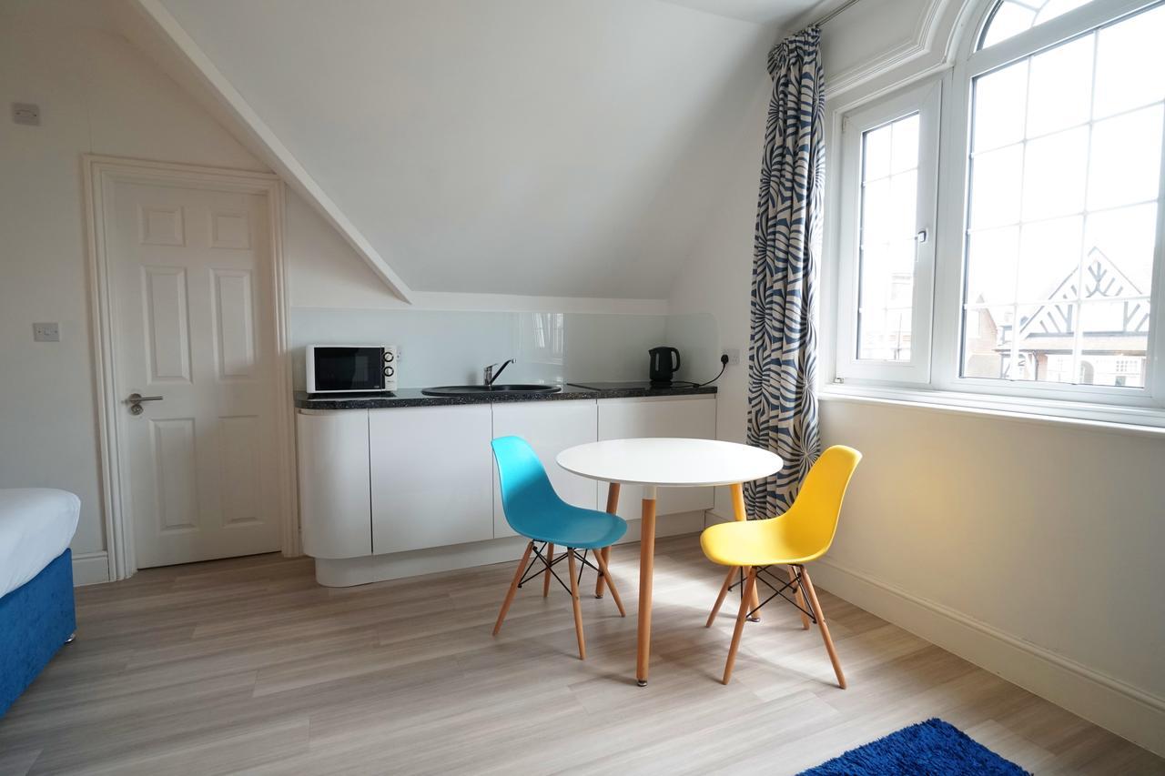One Helena Road Serviced Apartments Southsea Bagian luar foto