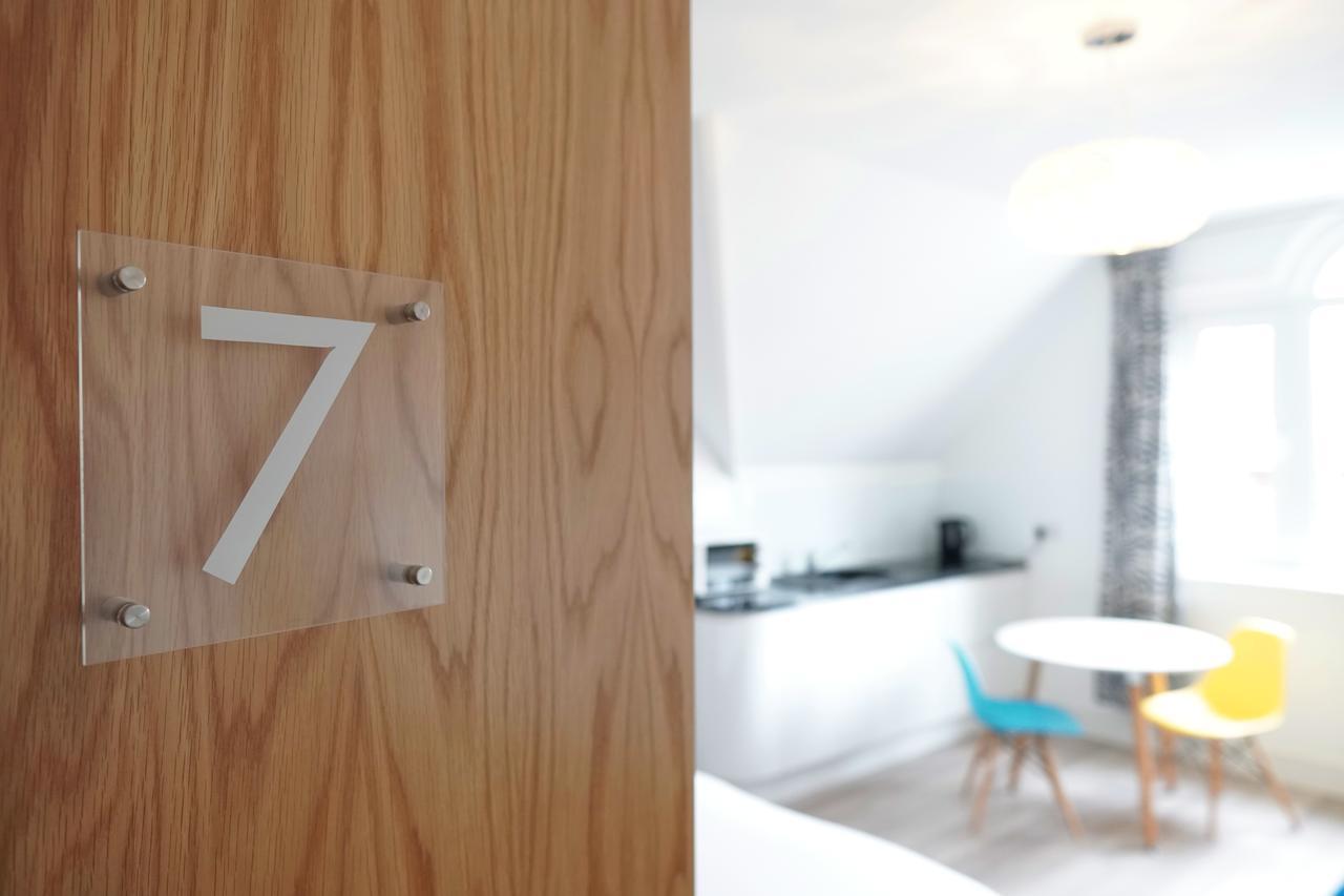 One Helena Road Serviced Apartments Southsea Bagian luar foto